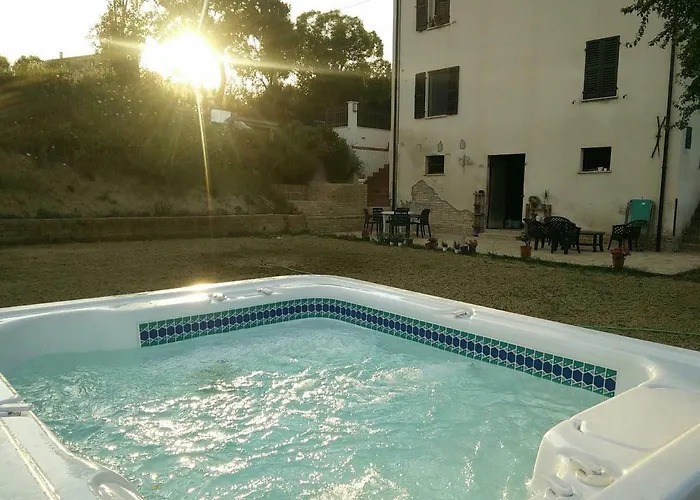 Casale Delle Rondini Notaresco